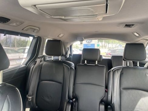 Used 2022 Honda Odyssey Elite image 16