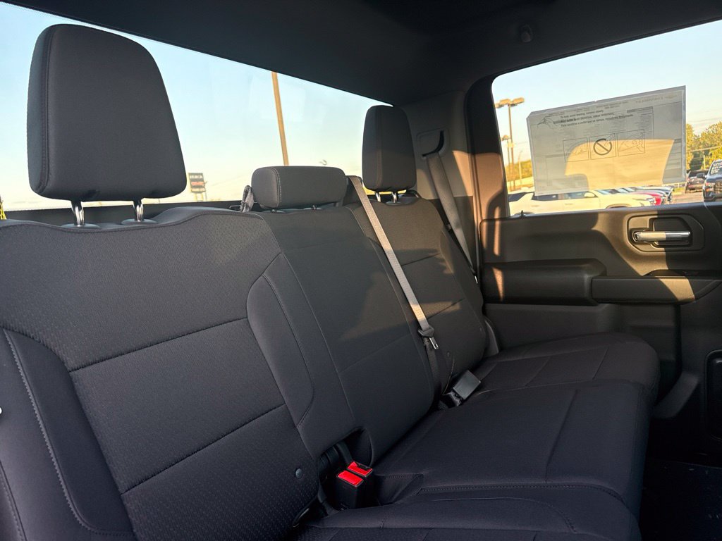 New 2026 Chevrolet Silverado 2500 Custom AWD/4WD image 17