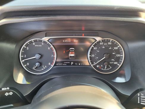 Used 2024 Nissan Rogue SV image 23