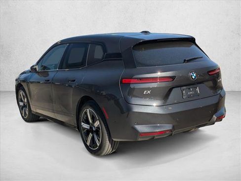 New 2026 BMW iX xDrive45 image 9