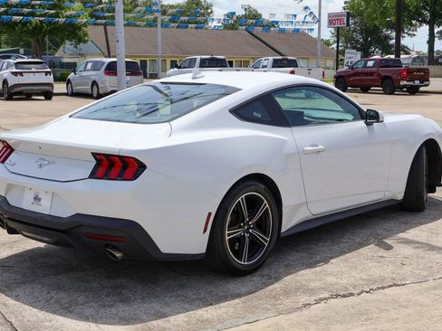 Used 2024 Ford Mustang Coupe RWD image 19