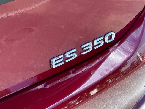 Certified 2024 Lexus ES 350 w/ Premium Package FWD image 37
