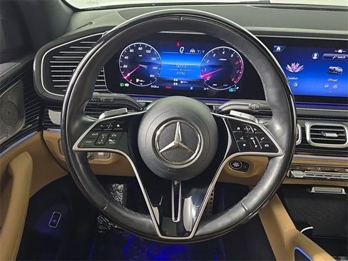 Certified 2024 Mercedes-Benz GLS 450 4MATIC image 31