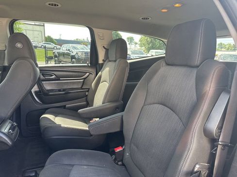 Used 2016 Chevrolet Traverse LT FWD image 16