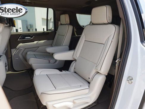 Certified 2026 GMC Yukon XL Denali w/ Advanced Technology Package AWD/4WD image 20