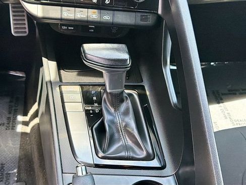 Certified 2025 Hyundai Elantra Sport FWD image 16