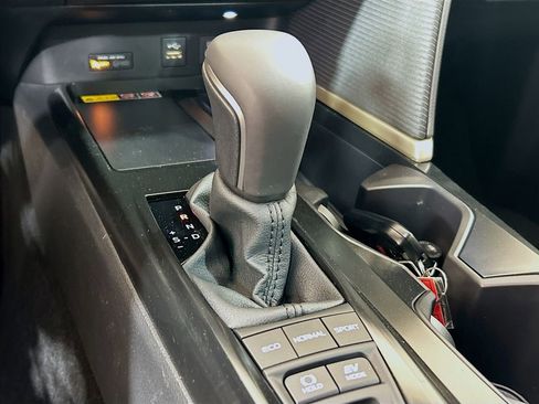 New 2026 Toyota Camry SE image 15