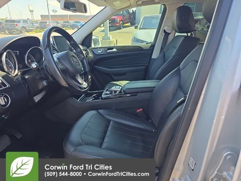 Used 2016 Mercedes-Benz GLE 350 w/ Premium Package image 2