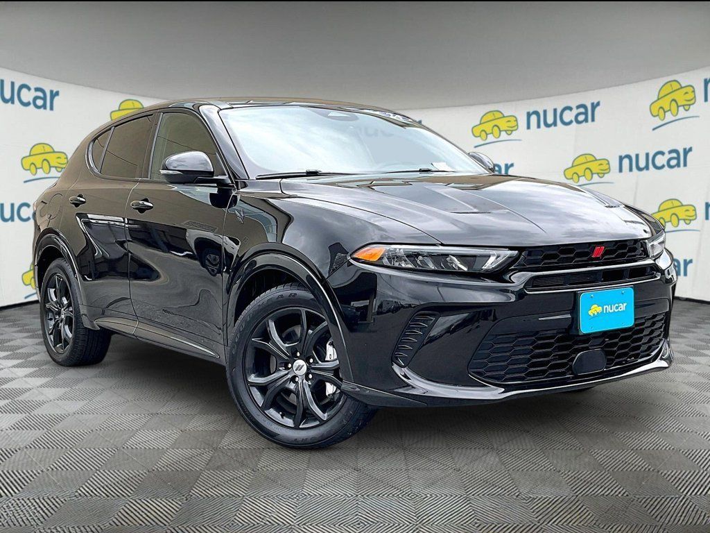 Used 2024 Dodge Hornet R/T Plus w/ R/T Blacktop Package AWD/4WD image 1