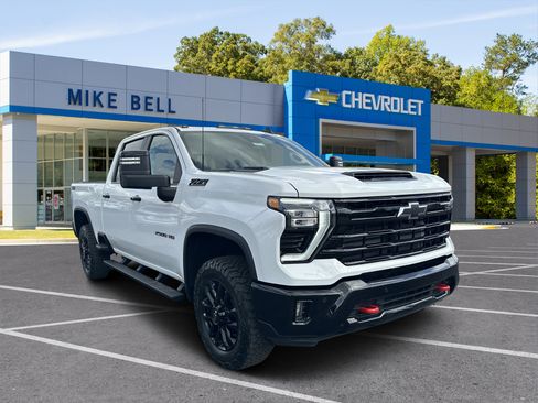 New 2026 Chevrolet Silverado 2500 LT w/ Trail Boss Package AWD/4WD image 1