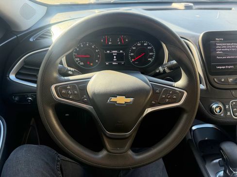 Used 2023 Chevrolet Malibu LT FWD image 10