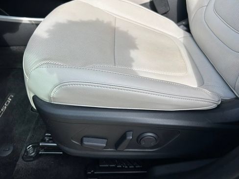Used 2022 Hyundai Tucson Limited FWD image 44