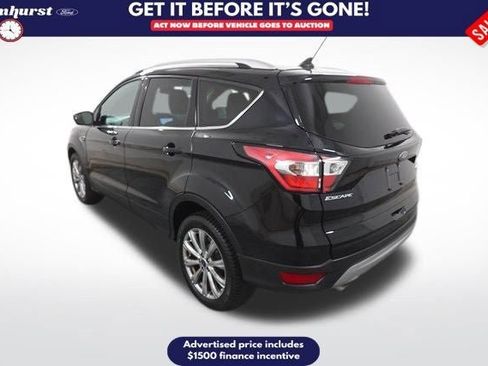 Used 2018 Ford Escape Titanium image 3