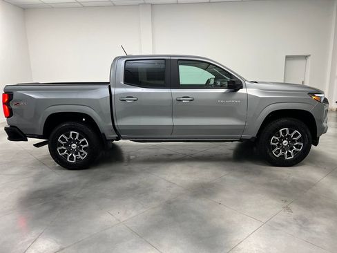Used 2026 Chevrolet Colorado Z71 AWD/4WD image 8