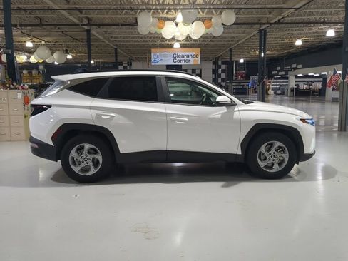 Used 2023 Hyundai Tucson SEL FWD image 7