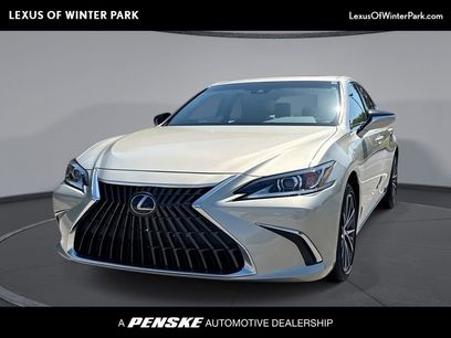 Used 2025 Lexus ES 350 w/ Premium Package