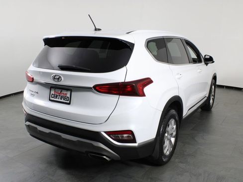 Used 2019 Hyundai Santa Fe SE image 14