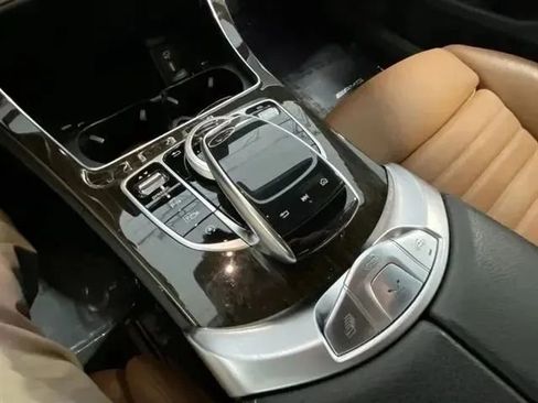 Used 2019 Mercedes-Benz C 300 4MATIC Cabriolet image 31