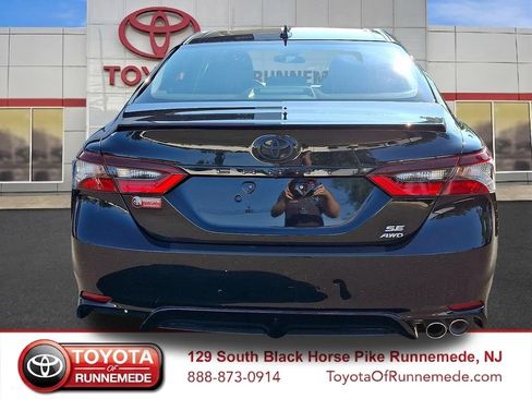 Certified 2024 Toyota Camry SE w/ Cold Weather Package AWD/4WD image 5