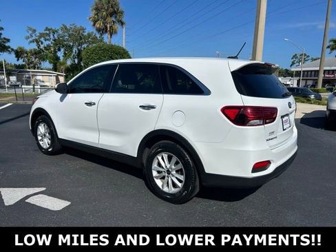 Used 2020 Kia Sorento LX FWD image 4