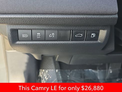 Used 2025 Toyota Camry LE FWD image 32