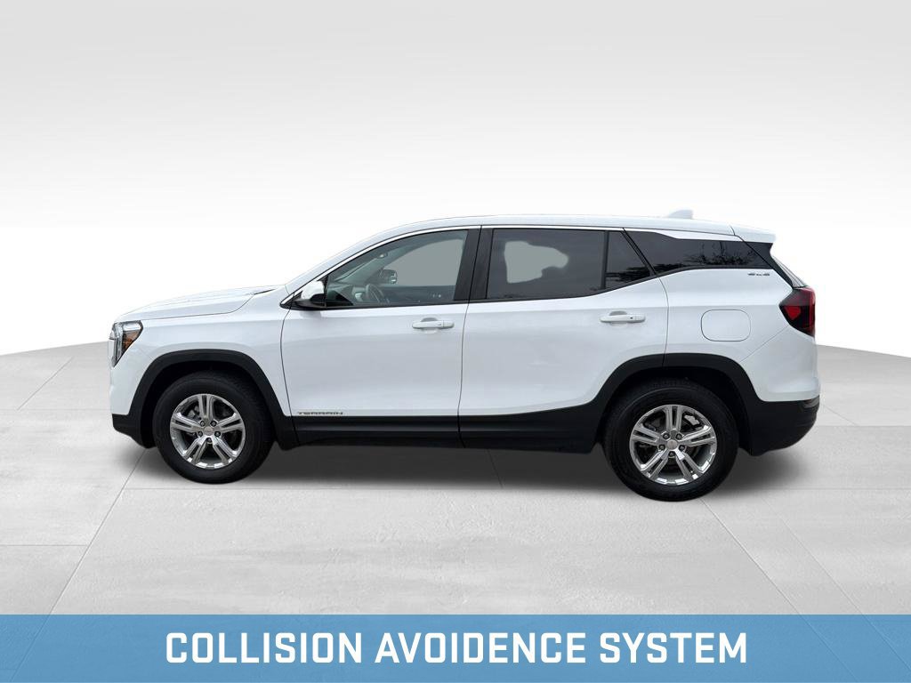 Used 2024 GMC Terrain SLE AWD/4WD image 12