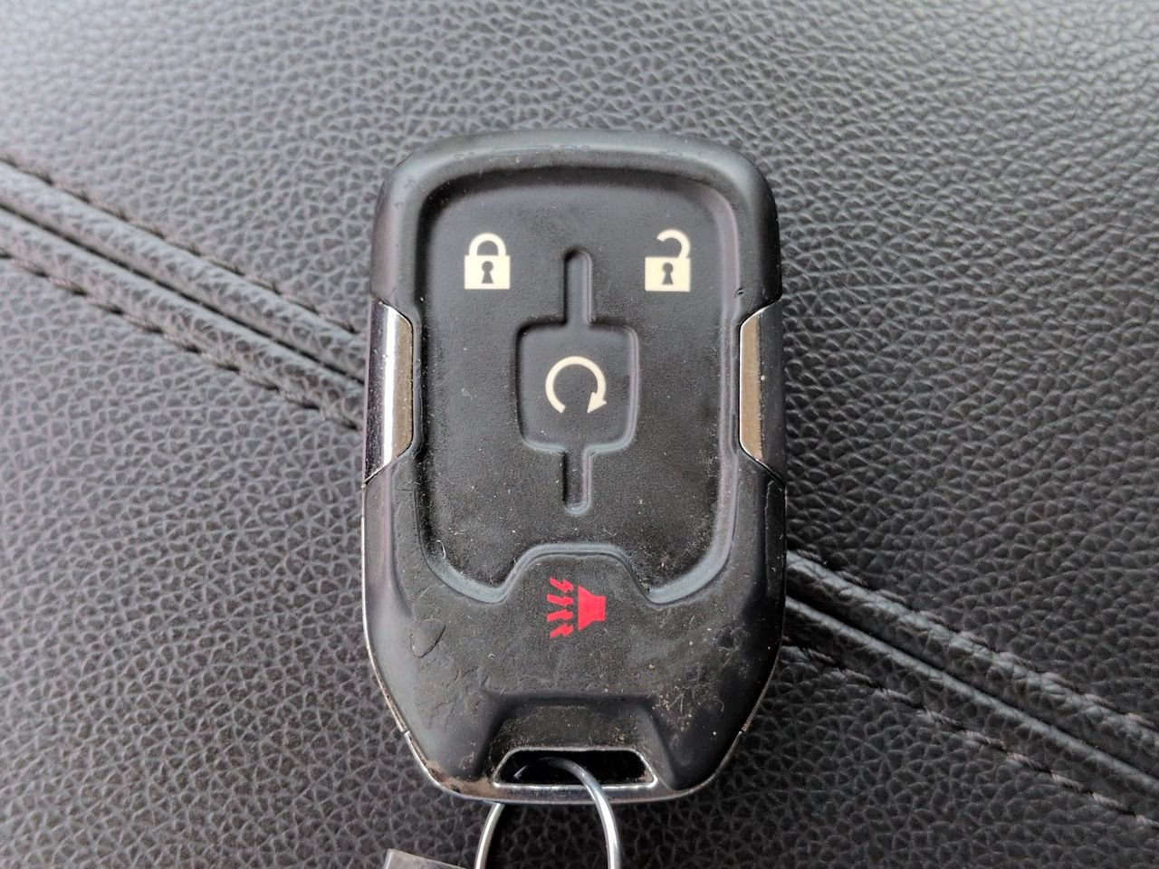 Used 2024 GMC Terrain SLE w/ Driver Convenience Package FWD image 28