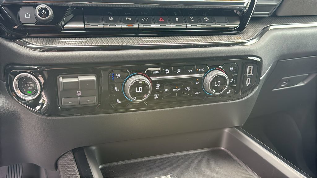 Used 2026 Chevrolet Silverado 2500 ZR2 AWD/4WD image 27