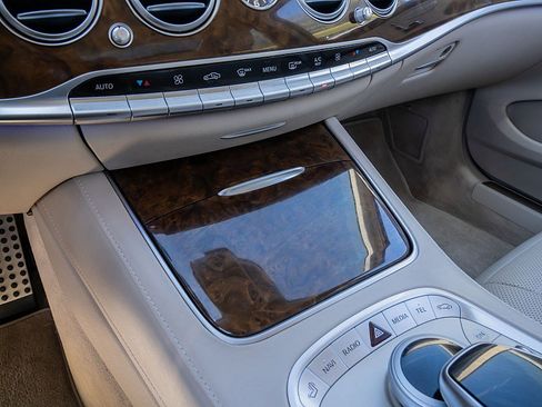 Used 2015 Mercedes-Benz S 550 Sedan image 28