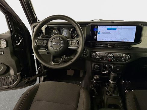 Used 2024 Jeep Wrangler Unlimited Sport AWD/4WD image 21