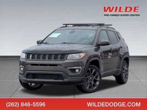 Used 2021 Jeep Compass Latitude image 1