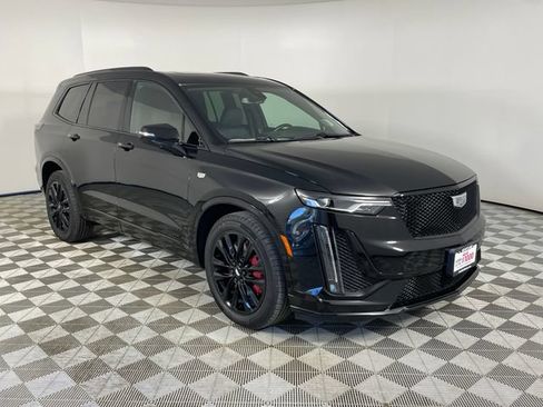 Used 2024 Cadillac XT6 Sport w/ LPO, ONYX Package AWD/4WD image 28