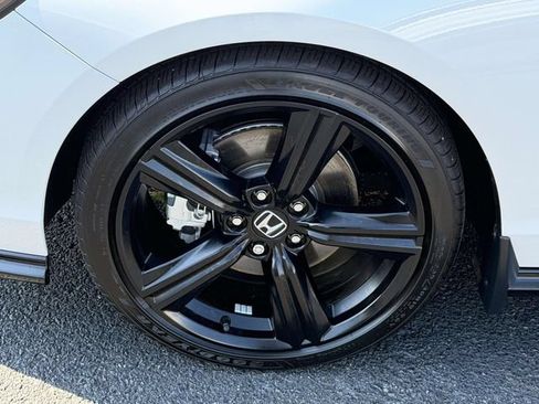Certified 2025 Honda Accord Sport image 5