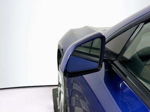 Used 2022 Tesla Model Y Long Range AWD/4WD image 16