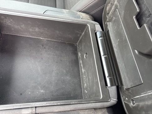 Used 2025 Chevrolet Silverado 2500 LT AWD/4WD image 15