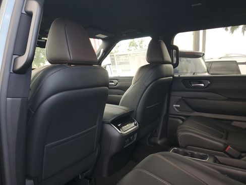 New 2025 Nissan Armada SL w/ Captain's Chari Seat Package image 16