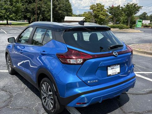 Used 2021 Nissan Kicks SV FWD image 7