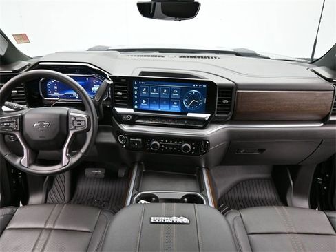 Certified 2025 Chevrolet Silverado 2500 High Country w/ Technology Package image 12