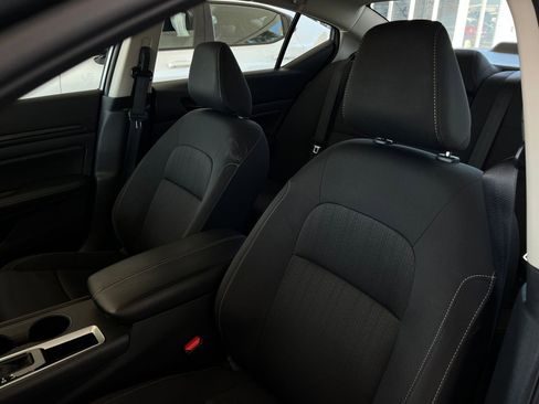 Used 2025 Nissan Altima 2.5 SV FWD image 28
