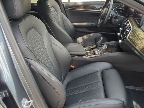 Used 2021 BMW 530i RWD image 22