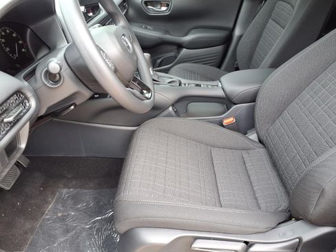 New 2027 Honda HR-V LX image 19