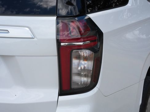 Used 2022 Chevrolet Tahoe High Country RWD image 23