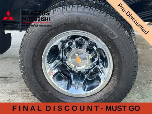 Used 2024 Chevrolet Silverado 3500 LT w/ True North Edition AWD/4WD image 12