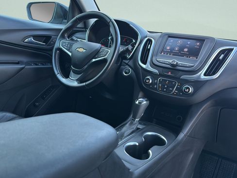 Used 2021 Chevrolet Equinox LT image 36