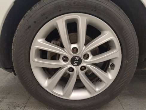 Used 2019 Kia Soul + image 31