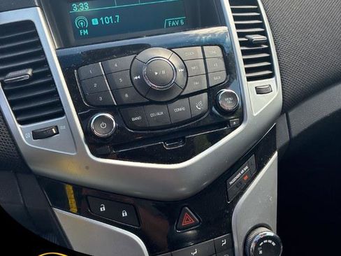 Used 2012 Chevrolet Cruze LT w/ All-Star Edition FWD image 17