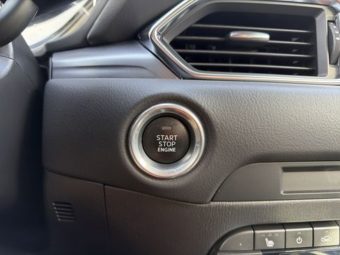 Used 2019 MAZDA CX-5 Touring image 17