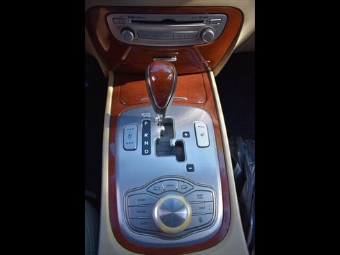 Used 2013 Hyundai Genesis 3.8 w/ Technology Pkg RWD image 12