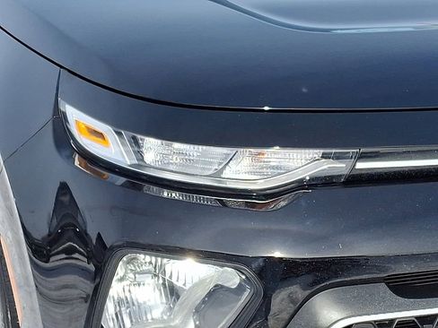 Certified 2021 Kia Soul LX image 10