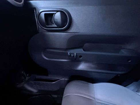 Used 2008 Jeep Wrangler Unlimited Sahara w/ Dual Top Group image 26